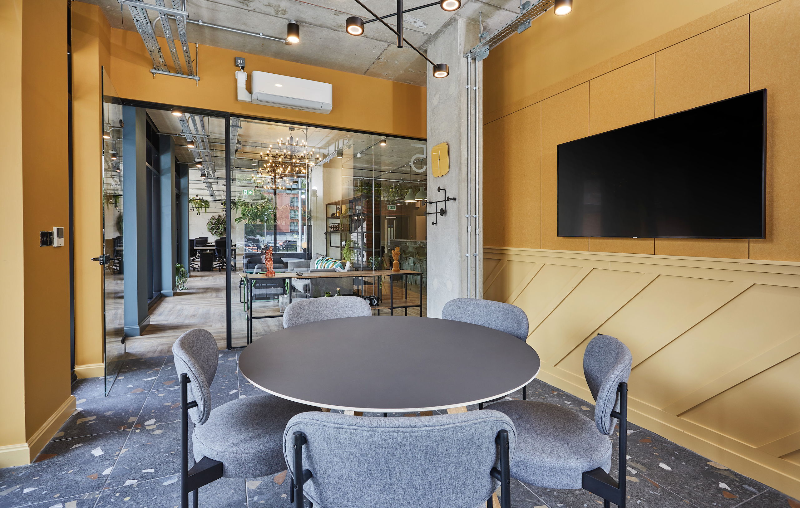 one silk street colony meeting room